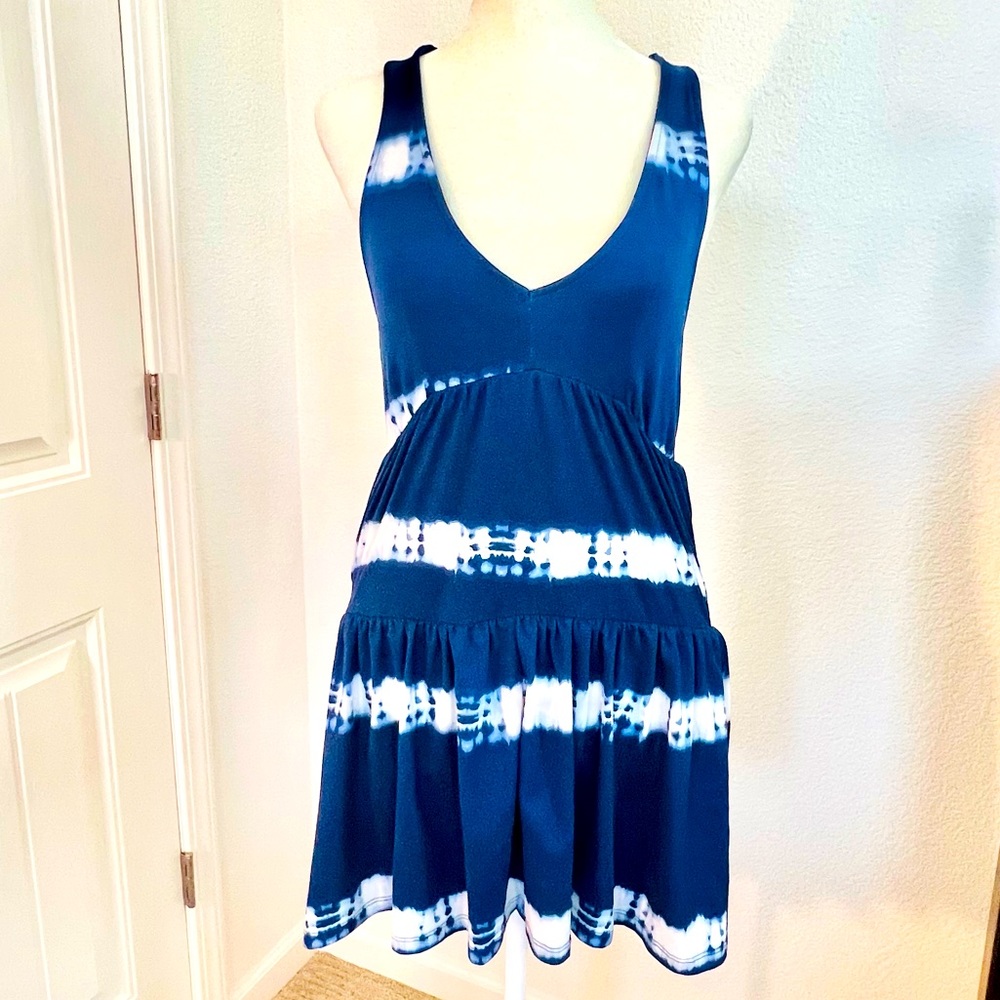 NWOT TIE DYE BLUE & WHITE SANTA MONICA BEACH LOGO SUMMER SWIM DRESS POOF! NY